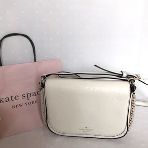 Kate Spade Crossbody Bag.Excellent used condition. Only worn a few times.